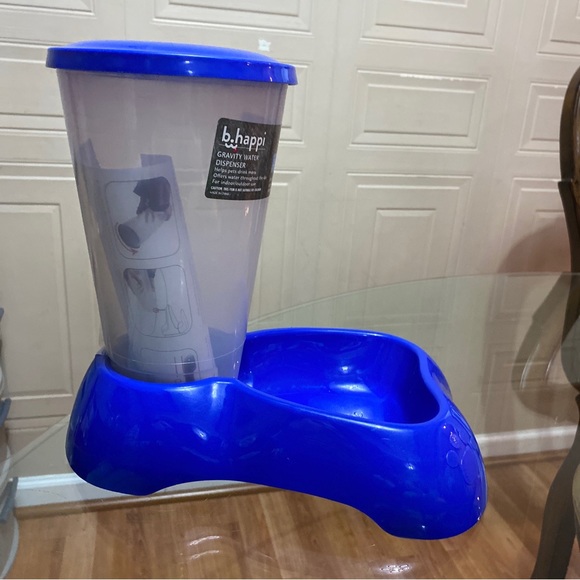 b.Happi Dog Bhappi Gravity Water Dispenser 22liters Helps Pets To
